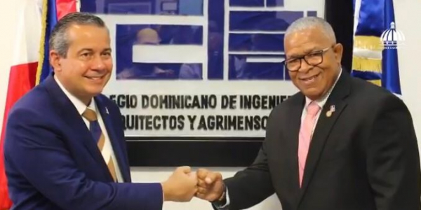 Ministro Jorge Mera agota una provechosa  jornada en la sede nacional del Codia