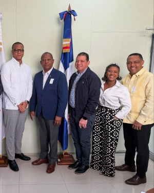 Visita al Viceministerio de Hidrocarburos del Ministerio de Energía y Minas