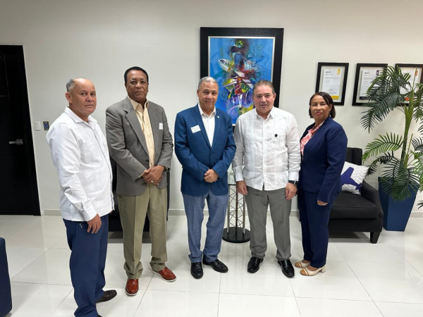 CODIA visita al Instituto Dominicano de Aviación Civil (IDAC)
