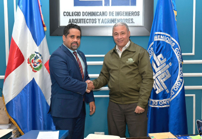 Presidente del CODIA recibió al IEM. Jhonny R. Cabrera director de Regulación y Compras de Energía de EDESUR.